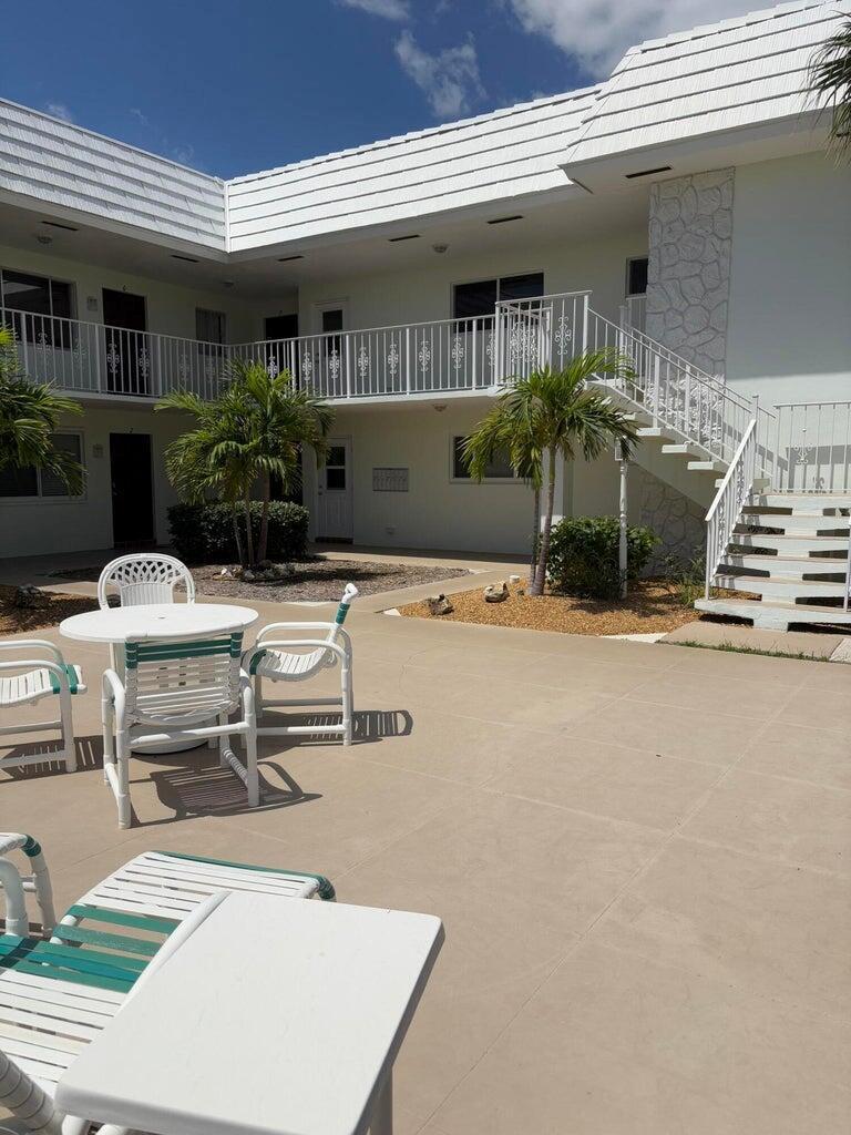 118 Yacht Club Drive # 1, North Palm Beach FL 33408 photo 3