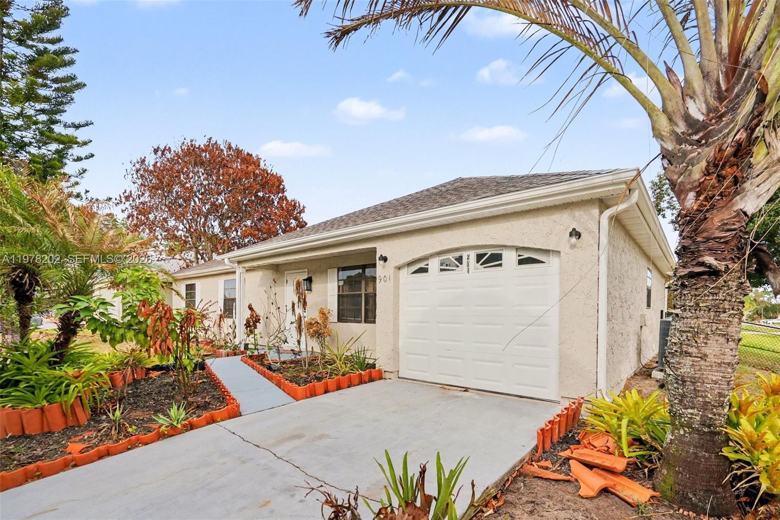 901 Gannet Ave Nw, Palm Bay FL 32907 photo 2