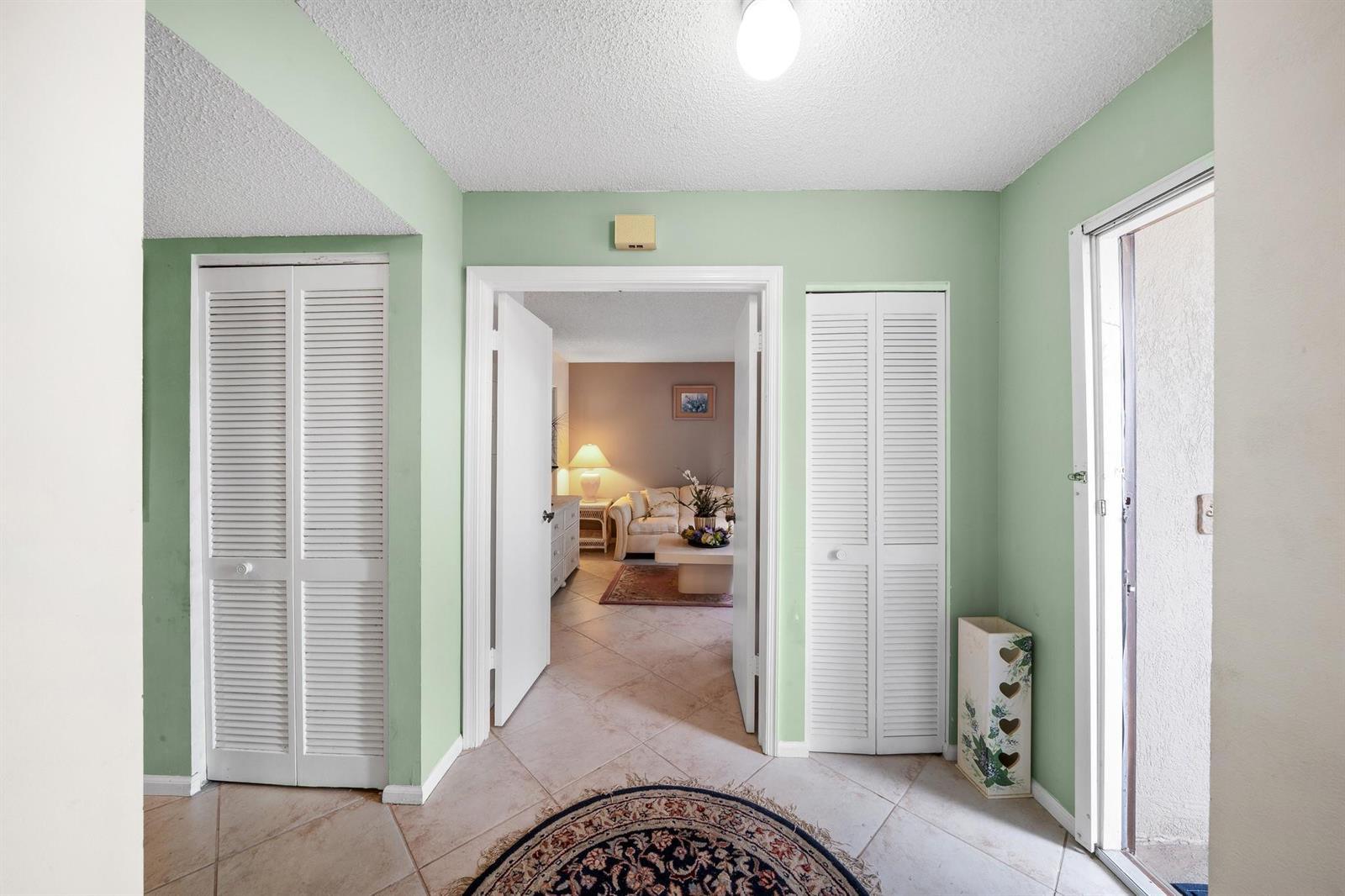 5306 Cedar Lake Drive # 203, Boynton Beach FL 33437 photo 4