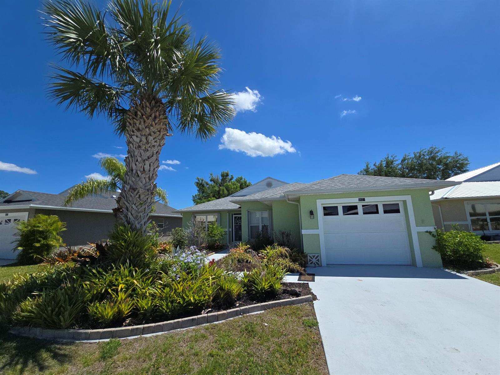 6621 Picante Circle, Fort Pierce FL 34951 photo 2