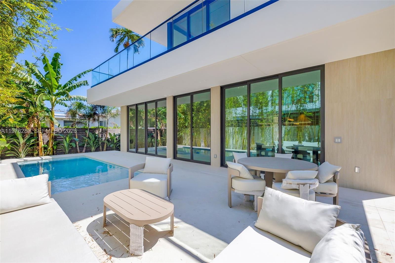 3457 Oak Ave, Miami FL 33133 photo 3