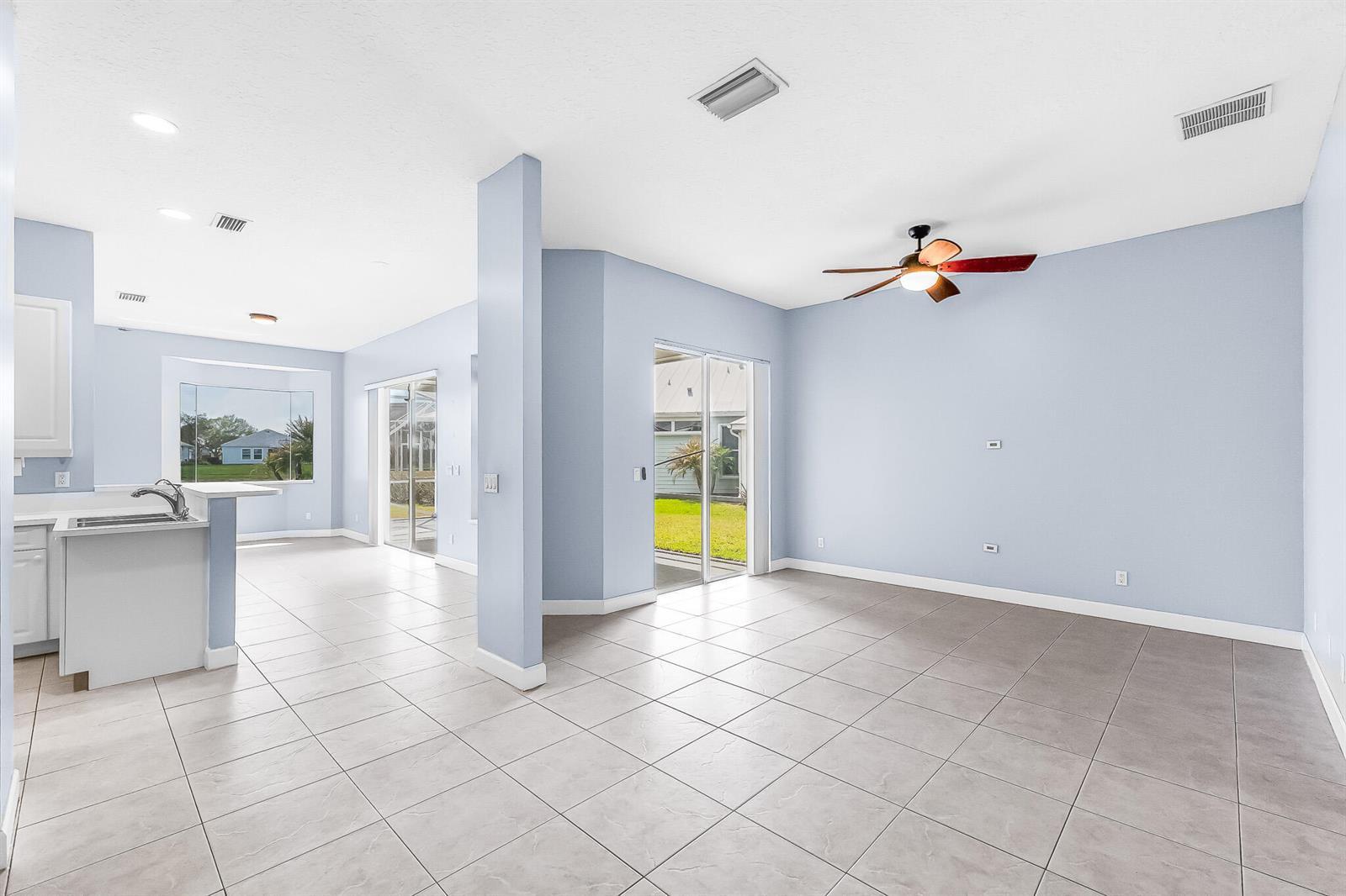 615 NE Canoe Park Circle, Port St. Lucie FL 34983 photo 2
