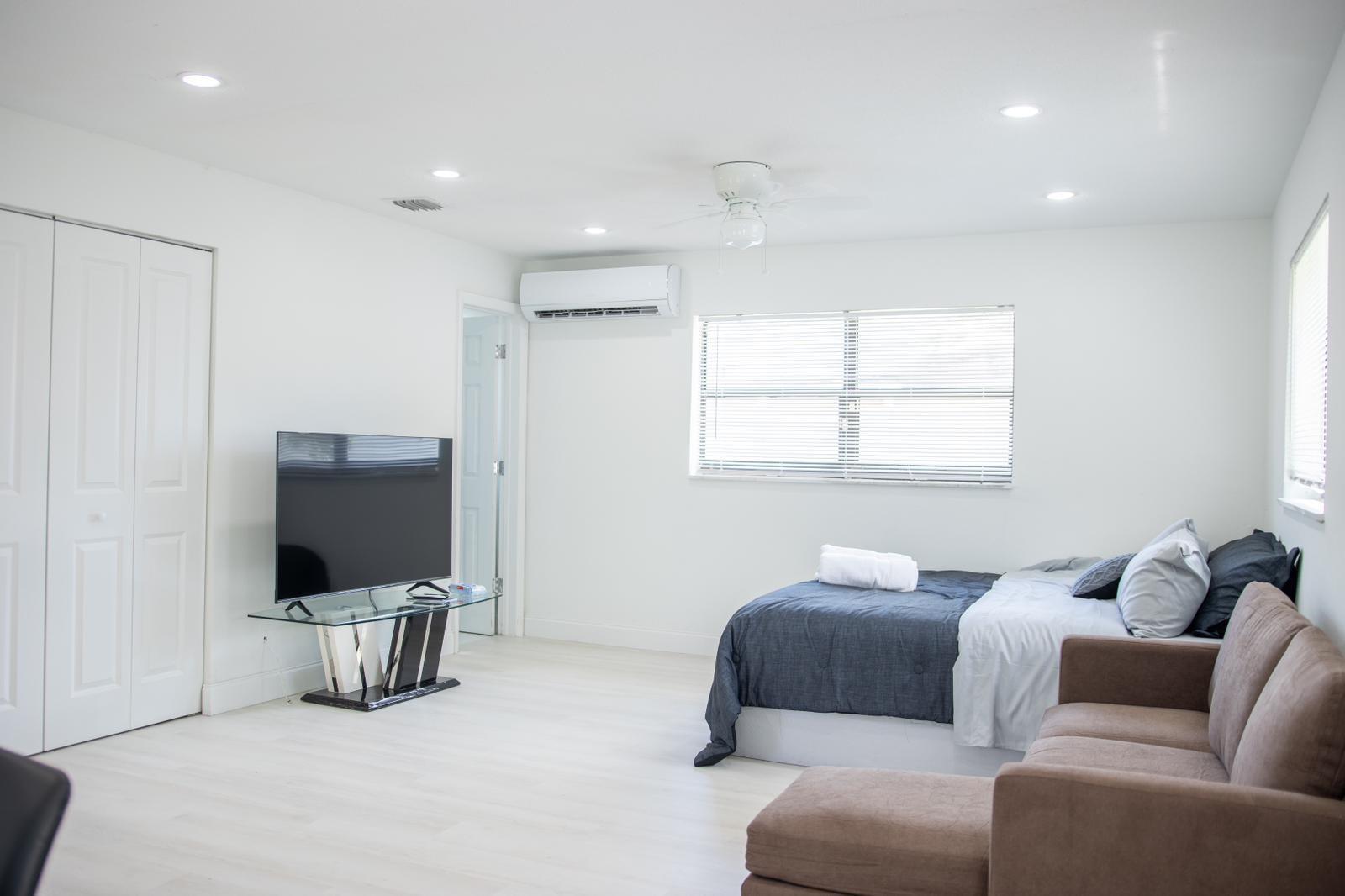 320 NW 4th Avenue # 3, Deerfield Beach FL 33441 photo 5