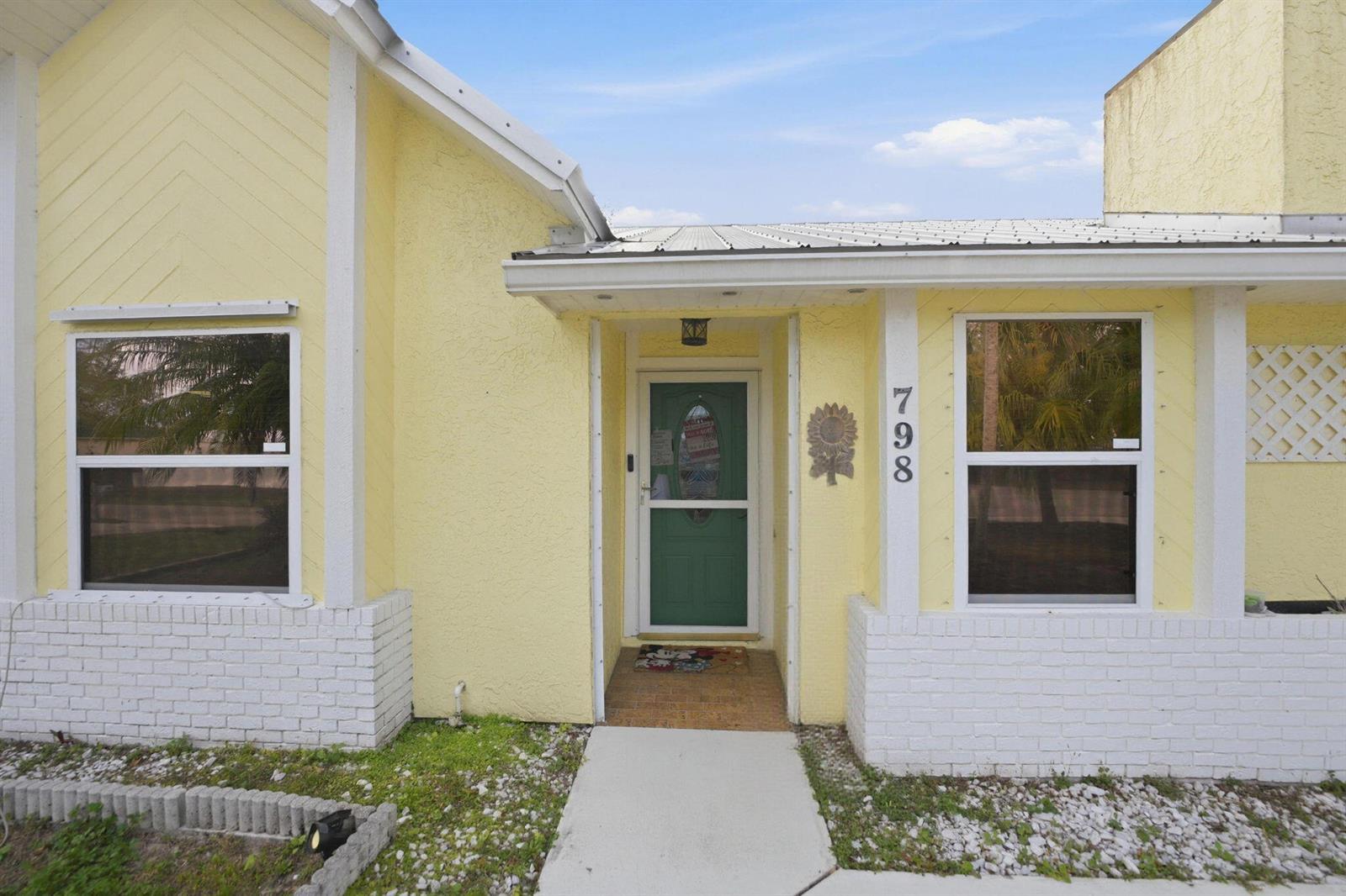 798 SW Carmelite Street, Port St. Lucie FL 34983 photo 3