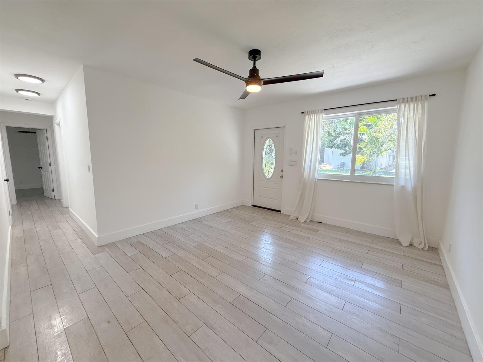 2823 Polk Street, Hollywood FL 33020 photo 2