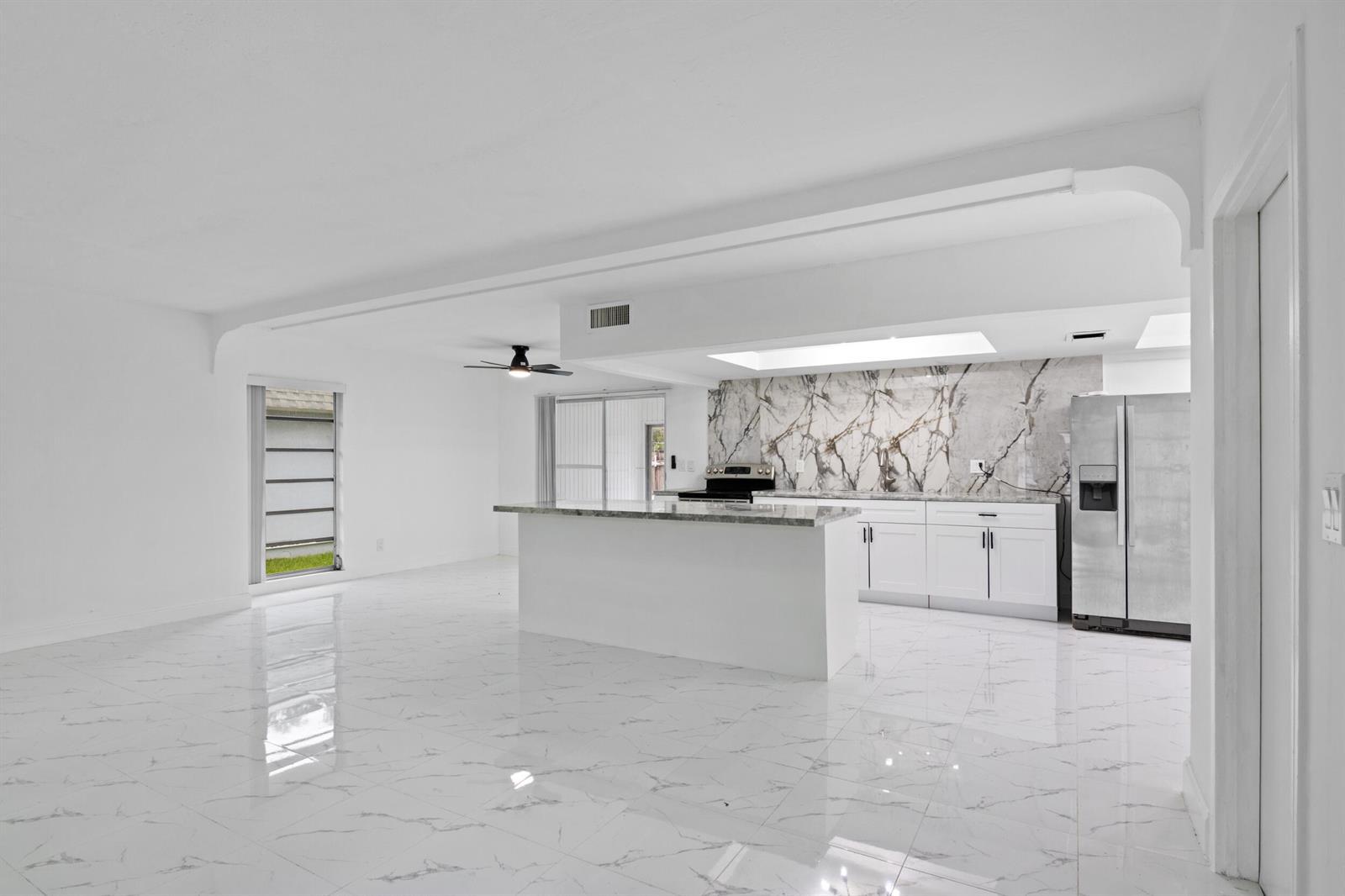 7109 NW 68th Street, Tamarac FL 33321 photo 3