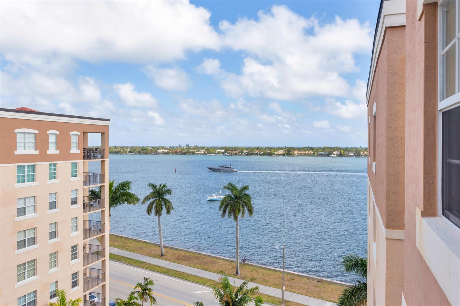 1801 N Flagler Drive # 903, West Palm Beach FL 33407