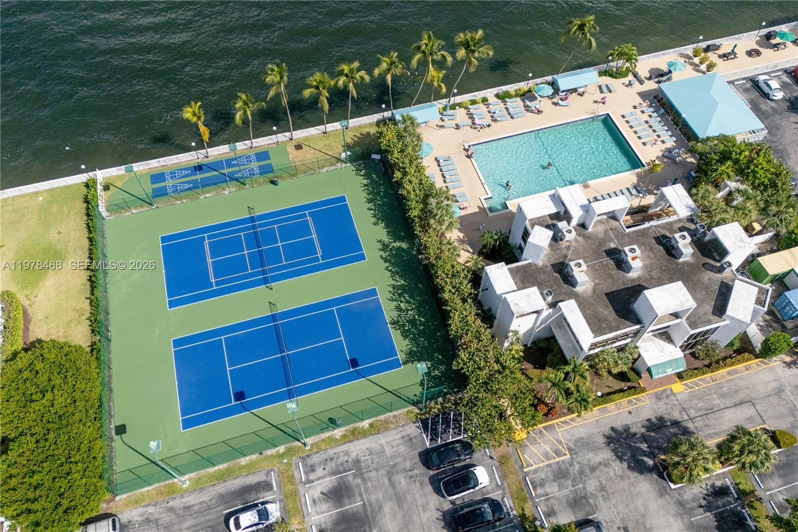 1000 Parkview Dr # 115, Hallandale Beach FL 33009 photo 3