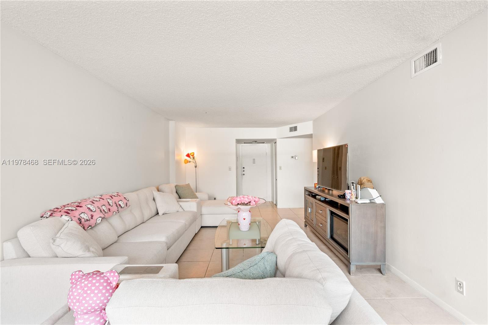 1000 Parkview Dr # 115, Hallandale Beach FL 33009 photo 5