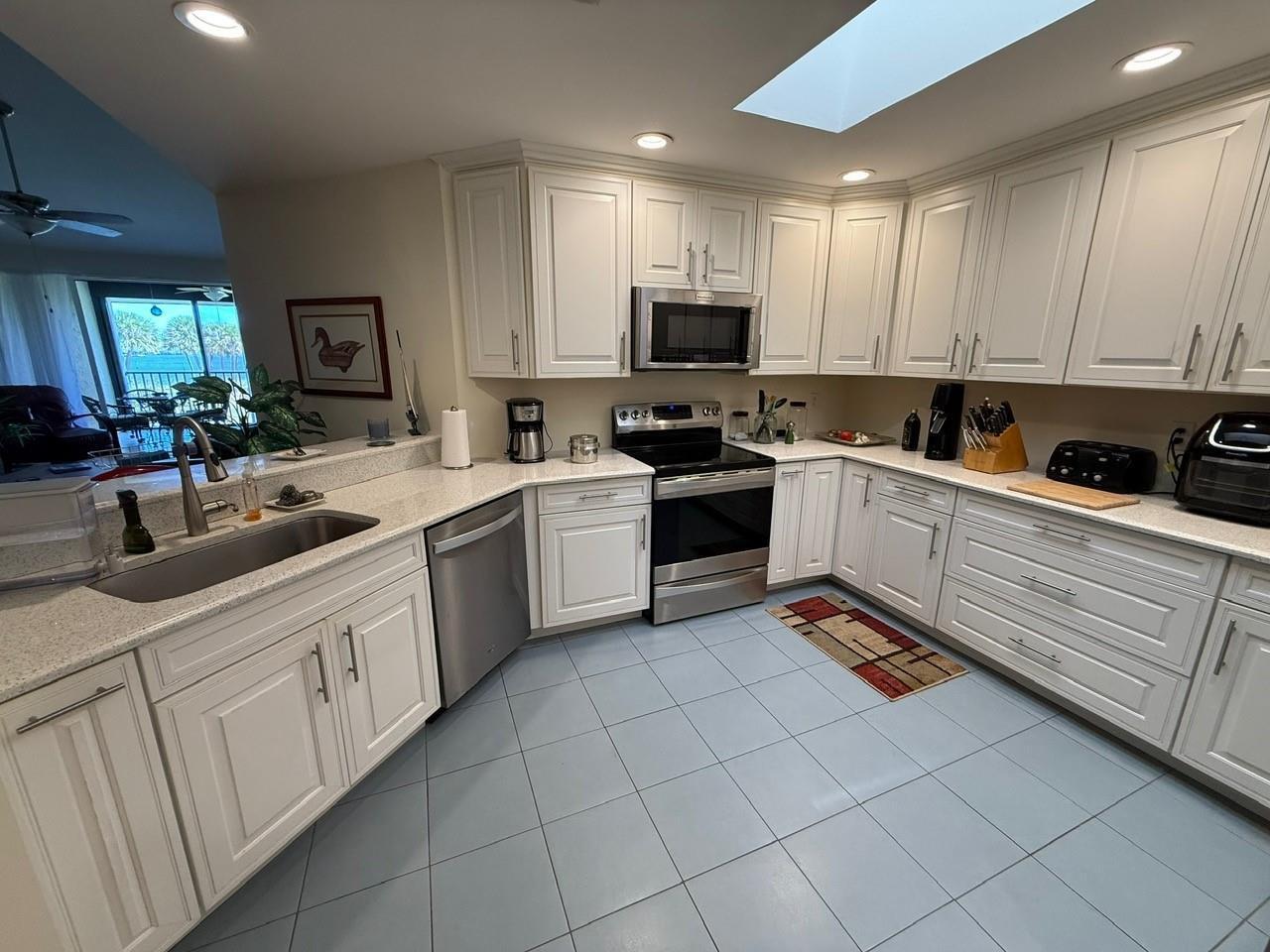 6102 SE Landing Way # 13, Stuart FL 34997 photo 3