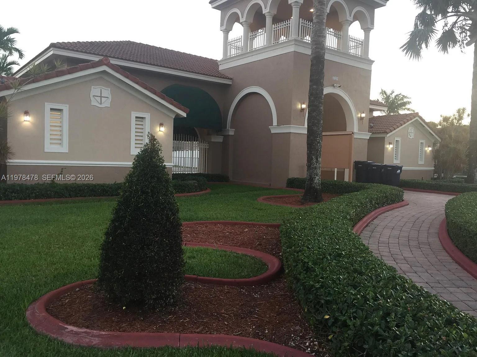13849 SW 275th Ter, Homestead FL 33032 photo 2
