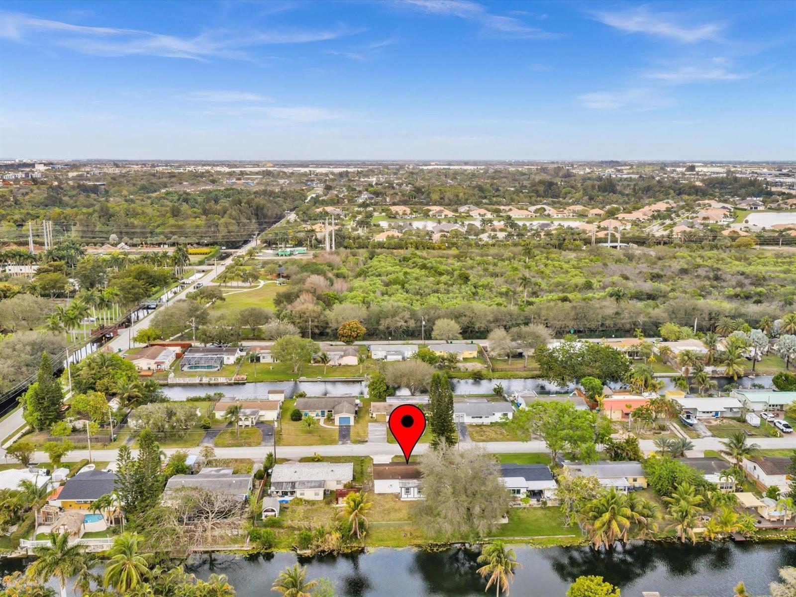 5710 SW 54th Court, Davie FL 33314 photo 2