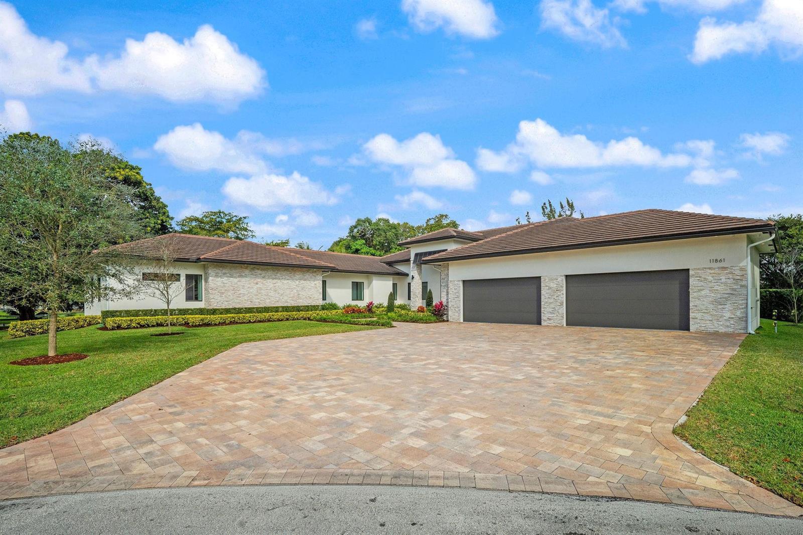 11861 NW 9 Street, Plantation FL 33325 photo 4