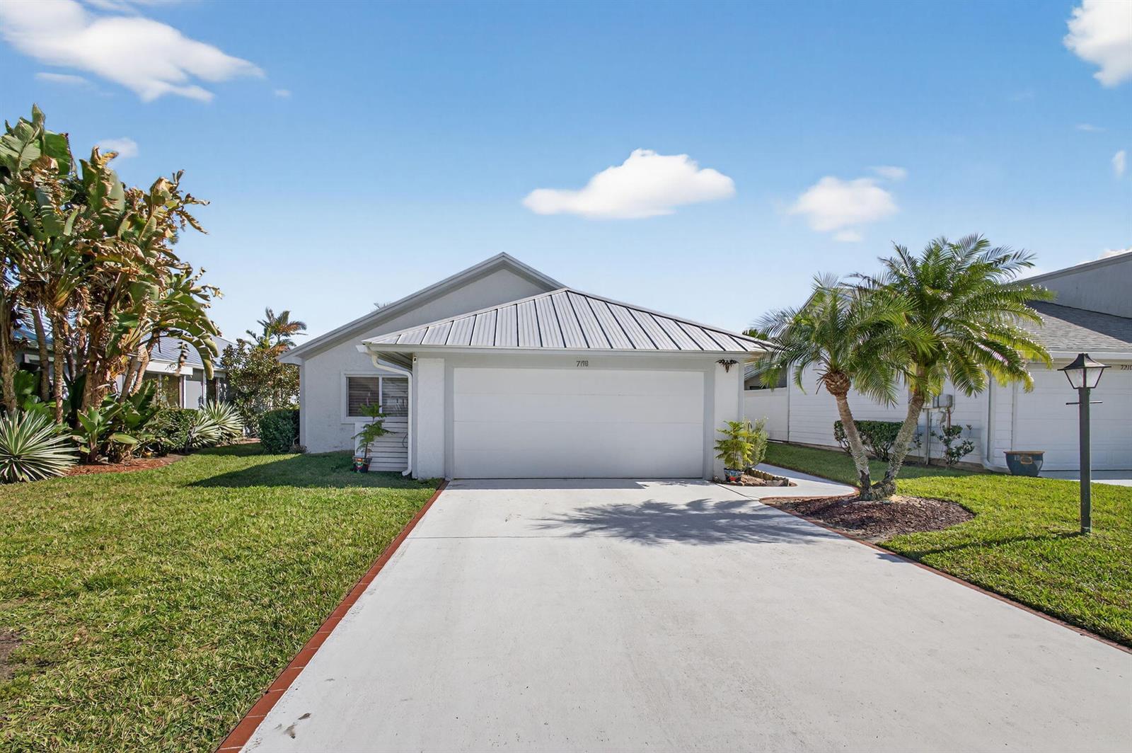 7198 SE Quincy Terrace, Hobe Sound FL 33455 photo 4