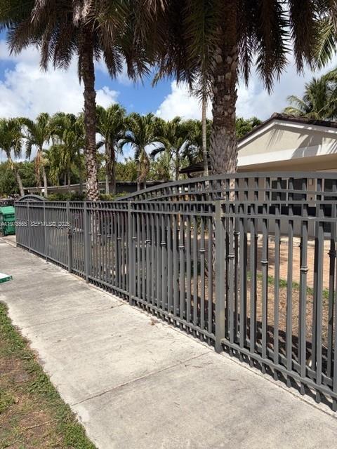 4321 SW 99th Ct, Miami FL 33165 photo 5