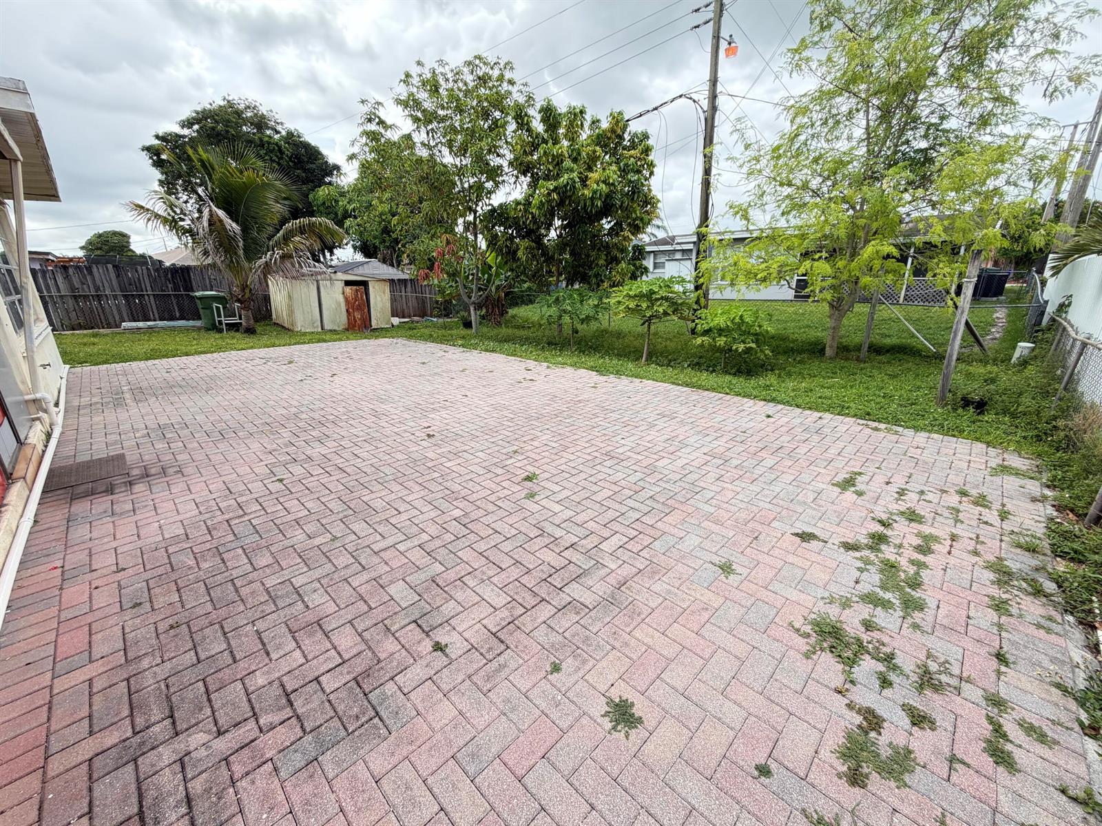 8870 Taft Street, Pembroke Pines FL 33024 photo 5
