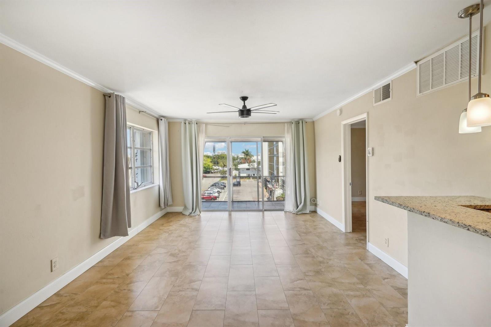 3040 NE 16th Avenue # 402, Oakland Park FL 33334 photo 3