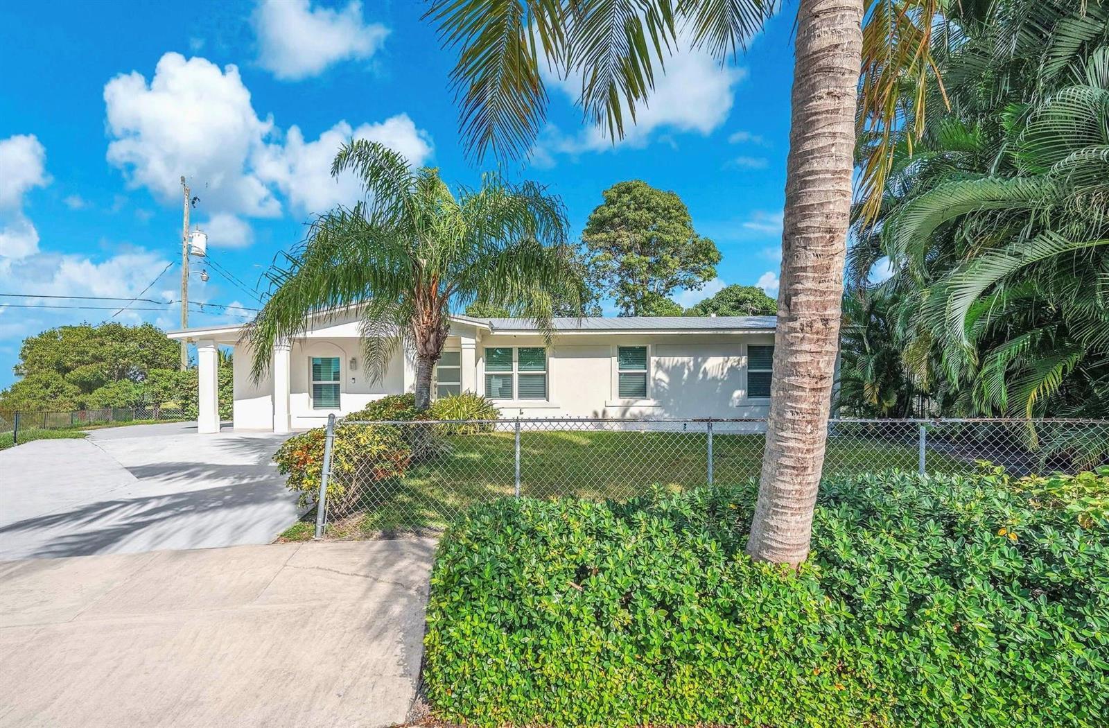 3308 E El Vedado Court, West Palm Beach FL 33405 photo 3