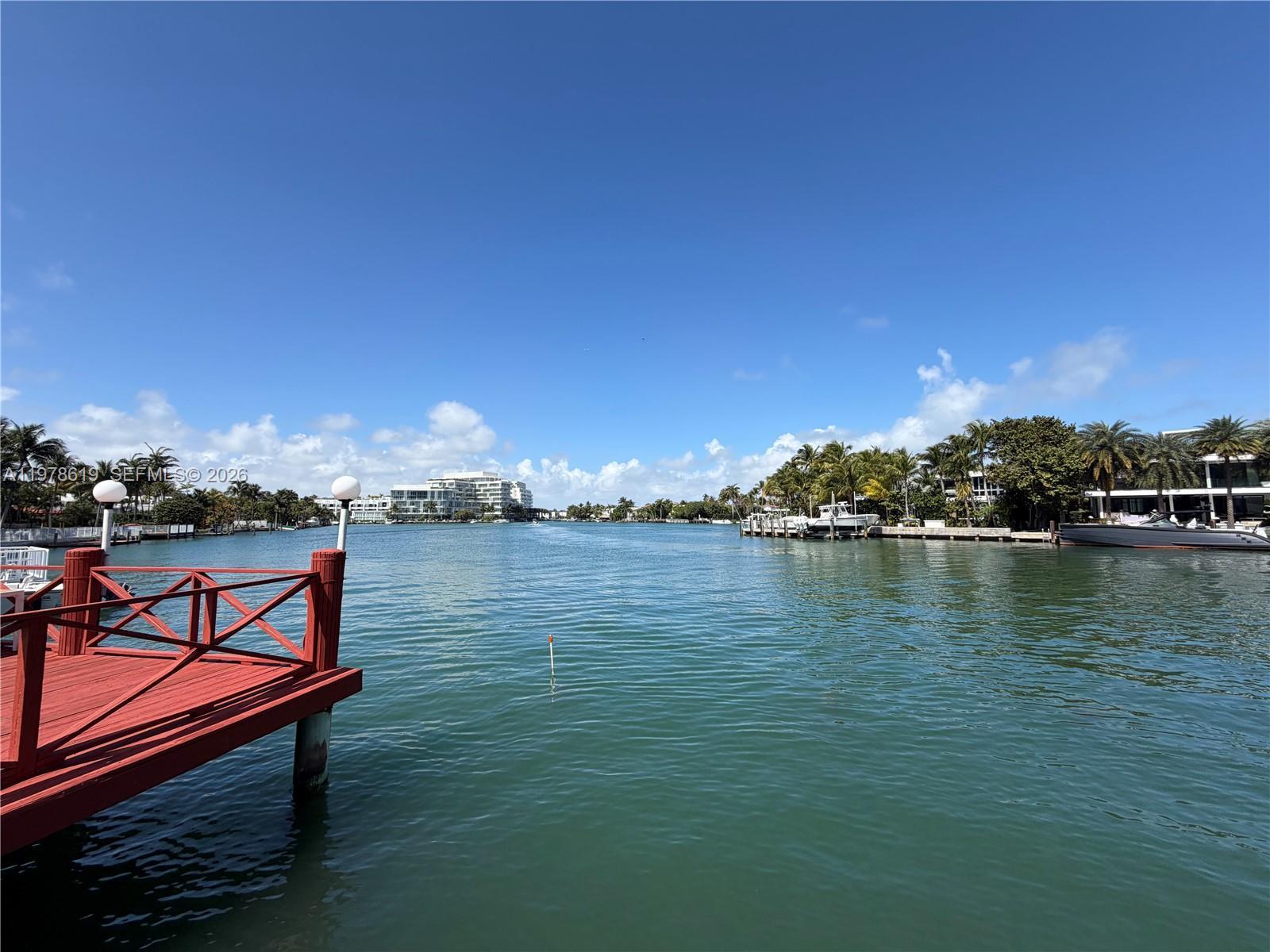 4730 Pine Tree Dr # 11, Miami Beach FL 33140