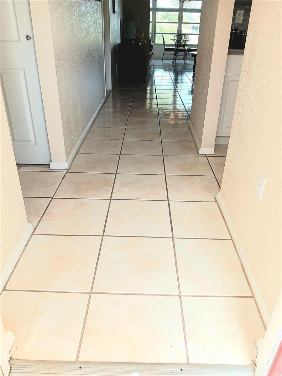 1035 Country Club Drive # 206, Margate FL 33063 photo 4