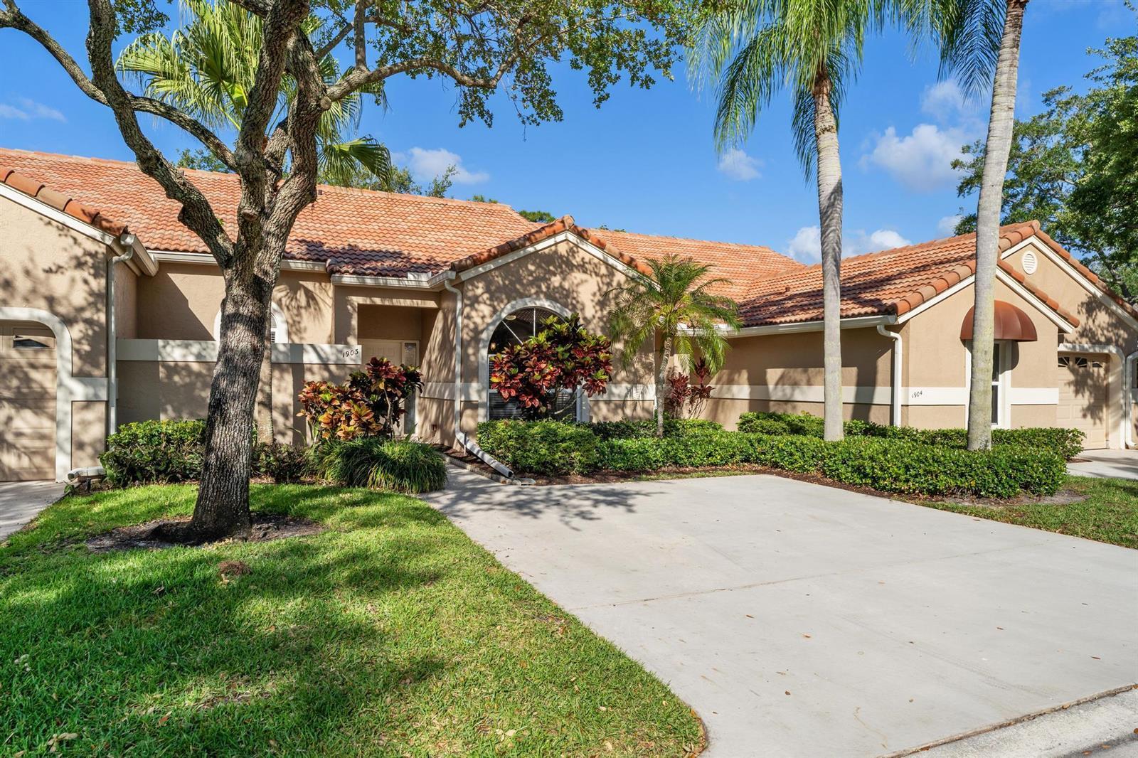 1903 Rosewood Way, Palm Beach Gardens FL 33418 photo 2