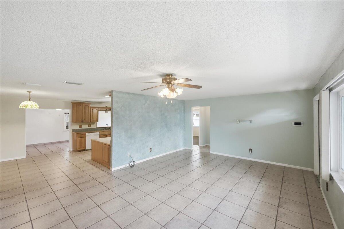 7406 Lakeland Boulevard, Fort Pierce FL 34951 photo 5