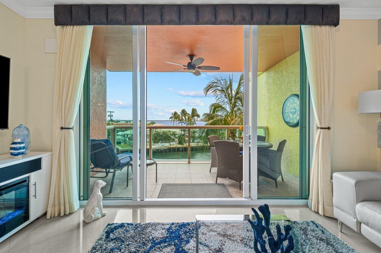 2650 Lake Shore Drive # 302, Riviera Beach FL 33404 photo 2