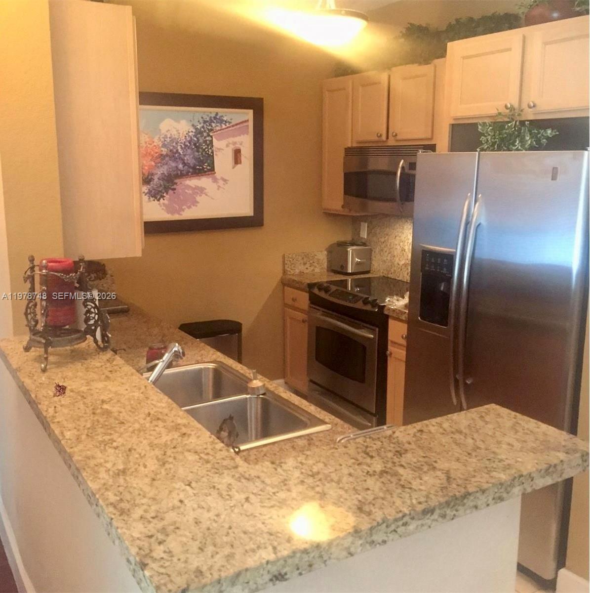 6001 SW 70th St # 429, South Miami FL 33143 photo 3