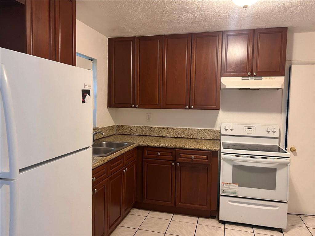 5201 SW 19th Street, West Park FL 33023 photo 3