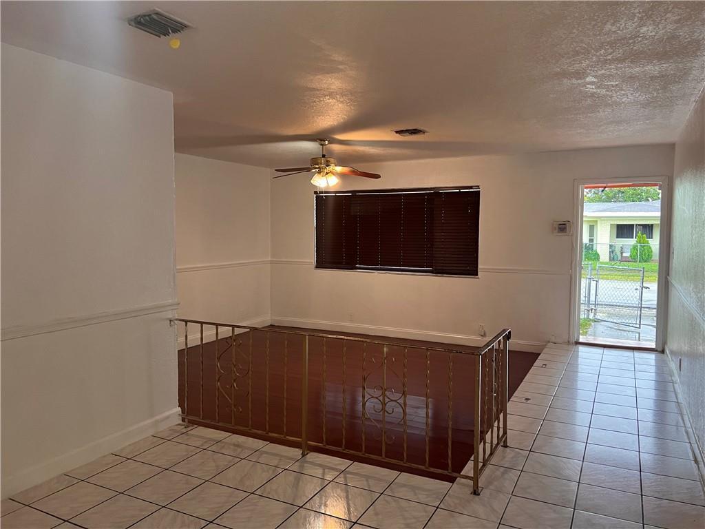 5201 SW 19th Street, West Park FL 33023 photo 5