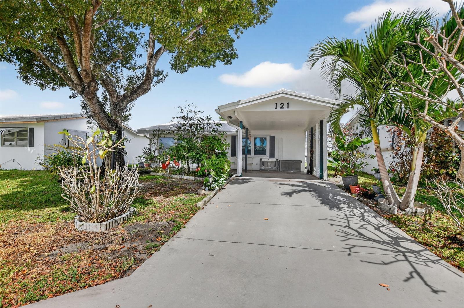 121 NW 28th Court, Pompano Beach FL 33064 photo 2