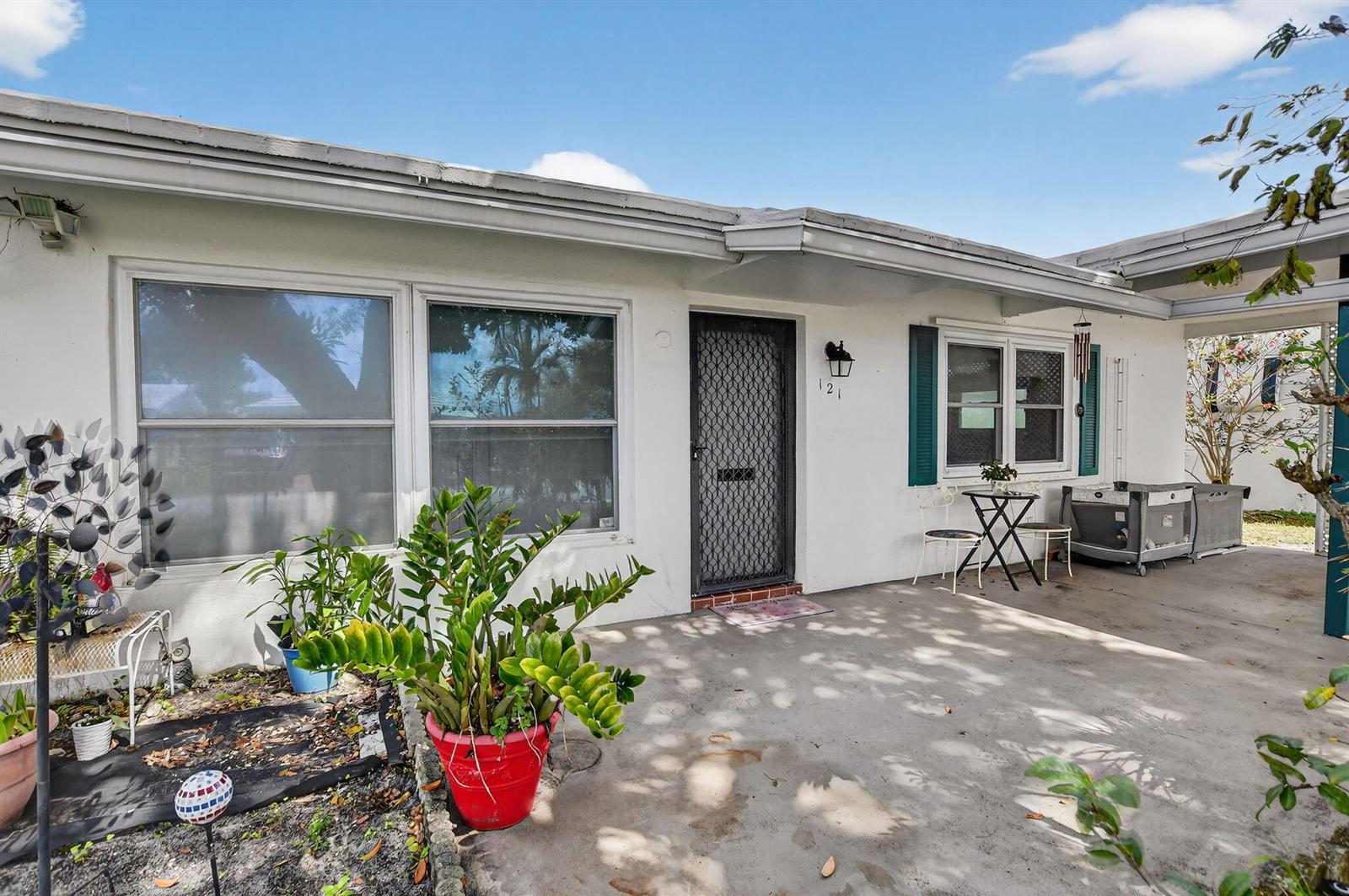 121 NW 28th Court, Pompano Beach FL 33064 photo 3