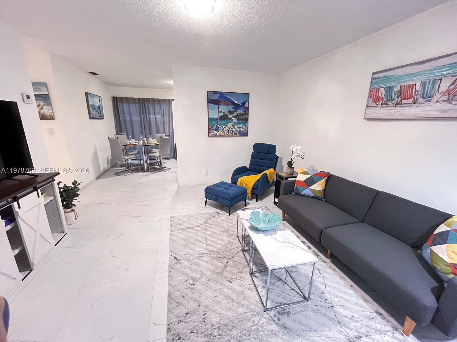 200 SW 11th St # 2, Hallandale Beach FL 33009 photo 2