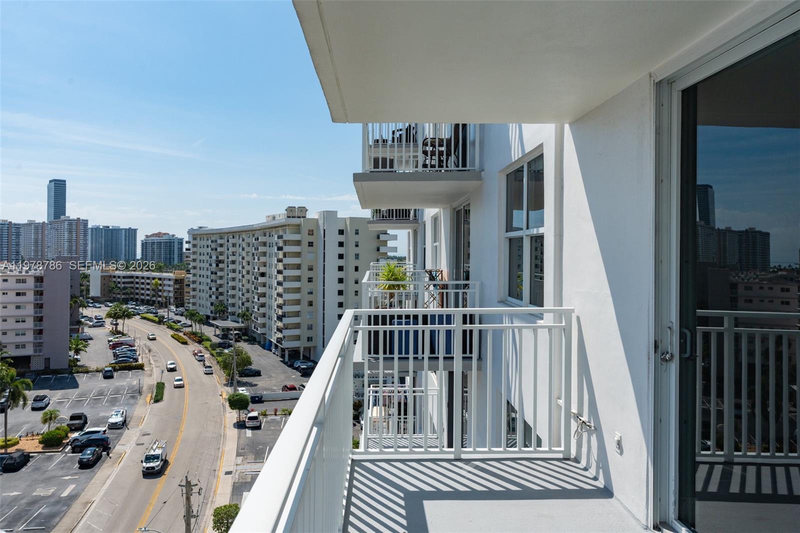 427 Golden Isles Dr # 9G, Hallandale Beach FL 33009 photo 5