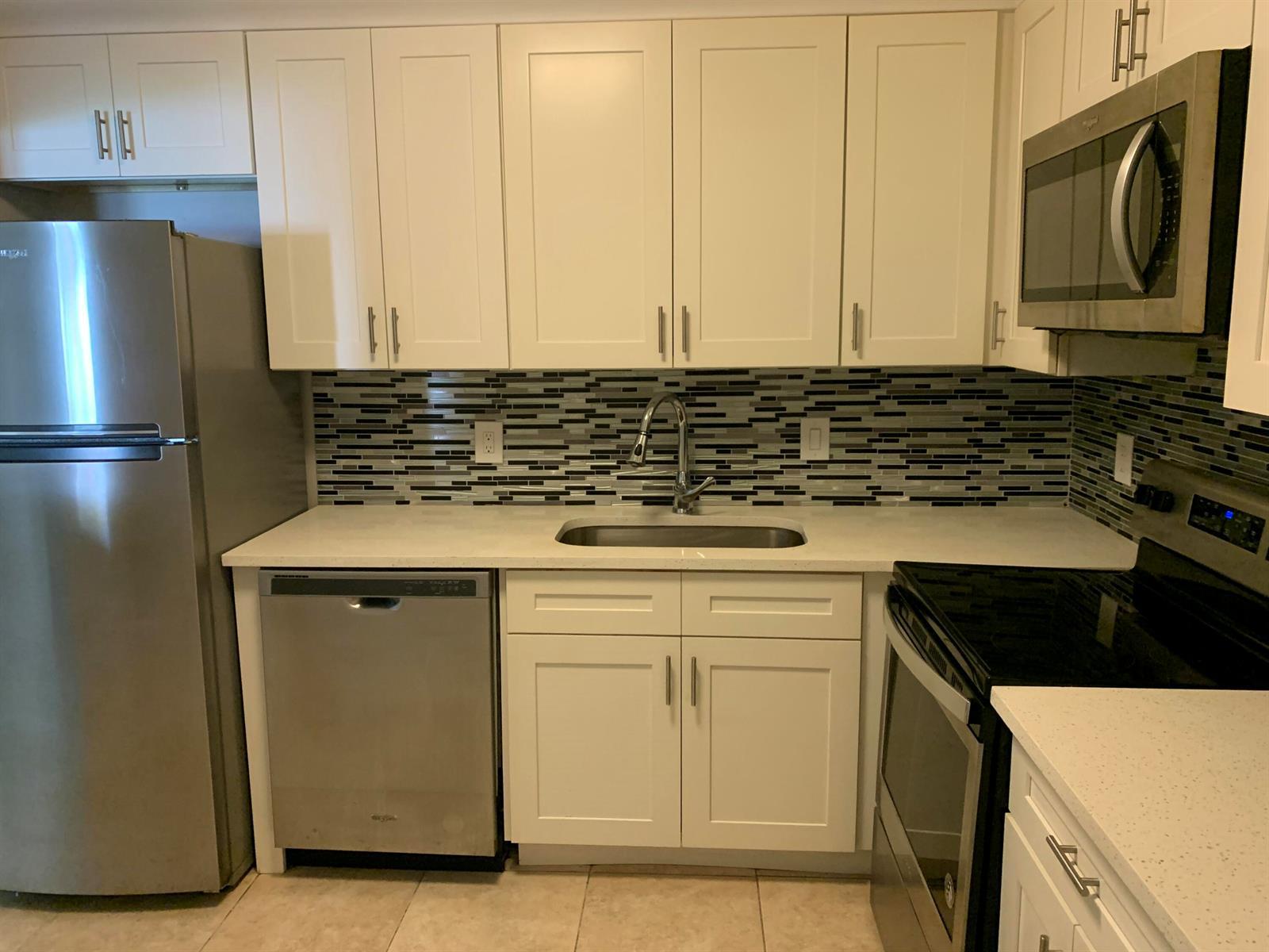 708 SE 2nd Avenue # 324, Deerfield Beach FL 33441 photo 3