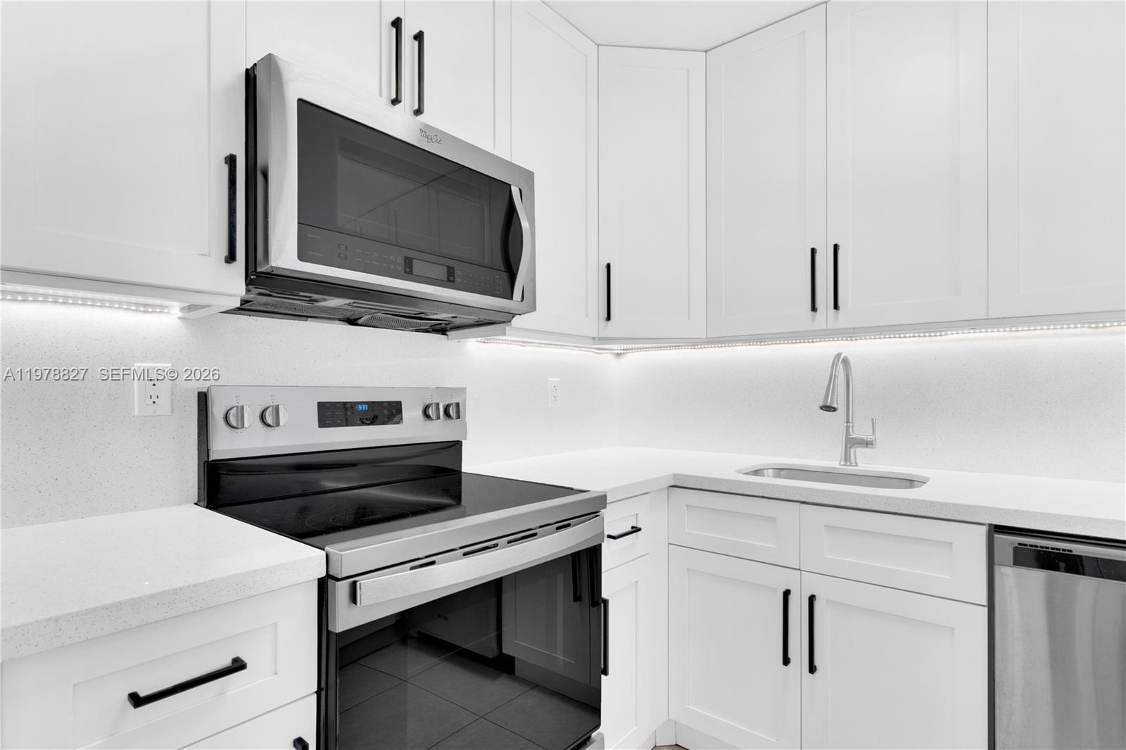1101 SW 122nd Ave # 310, Miami FL 33184 photo 3