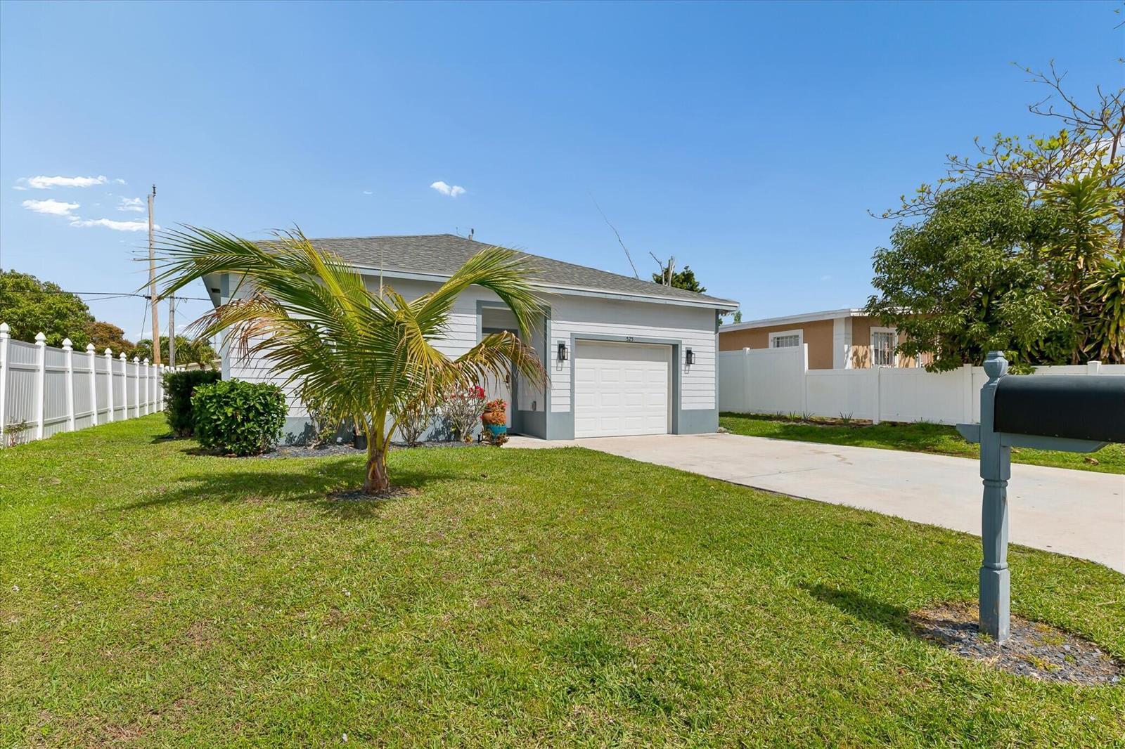 525 NW 12th Avenue, Boynton Beach FL 33435 photo 3