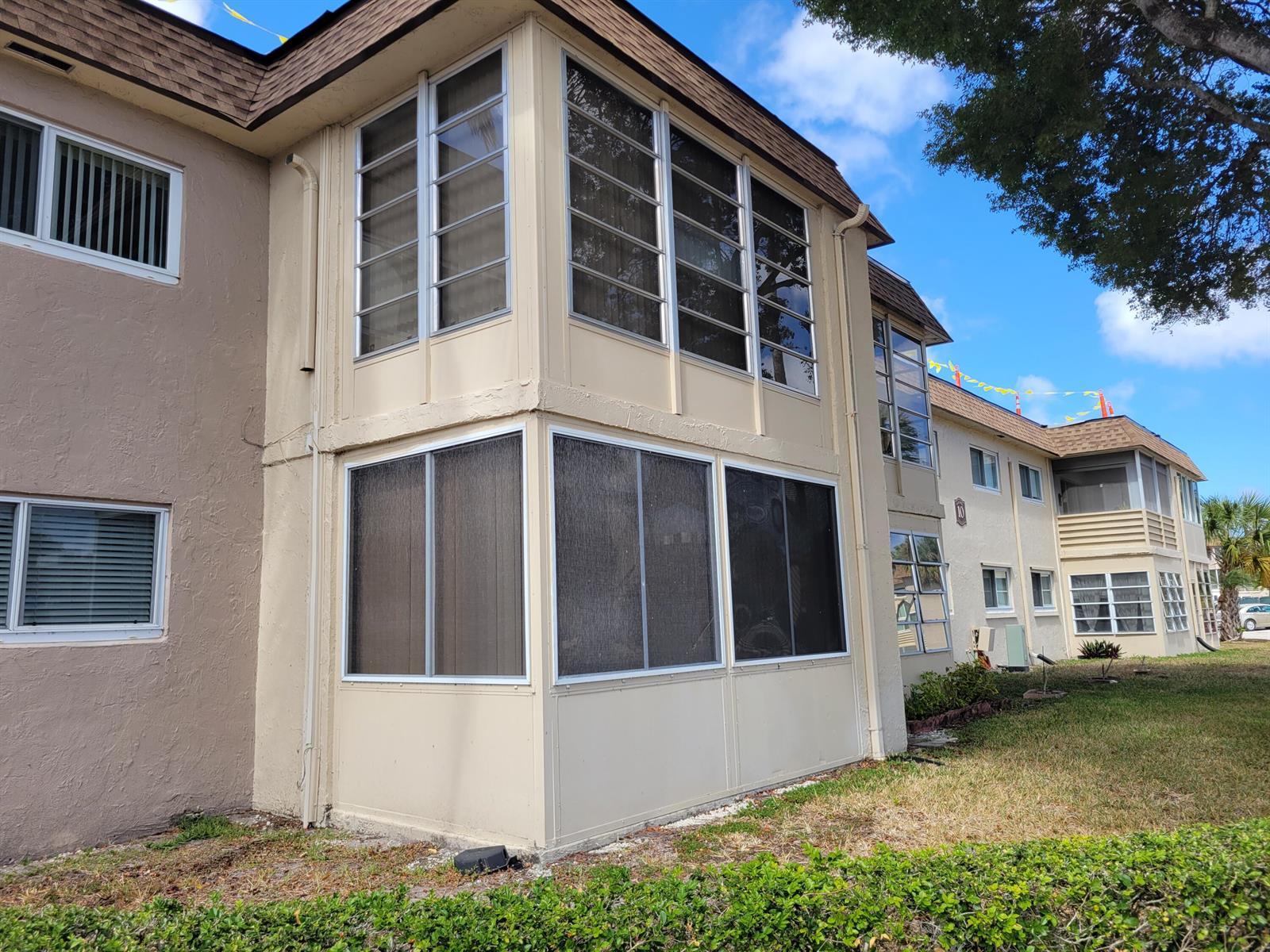 700 Lori Drive # 203, Palm Springs FL 33461