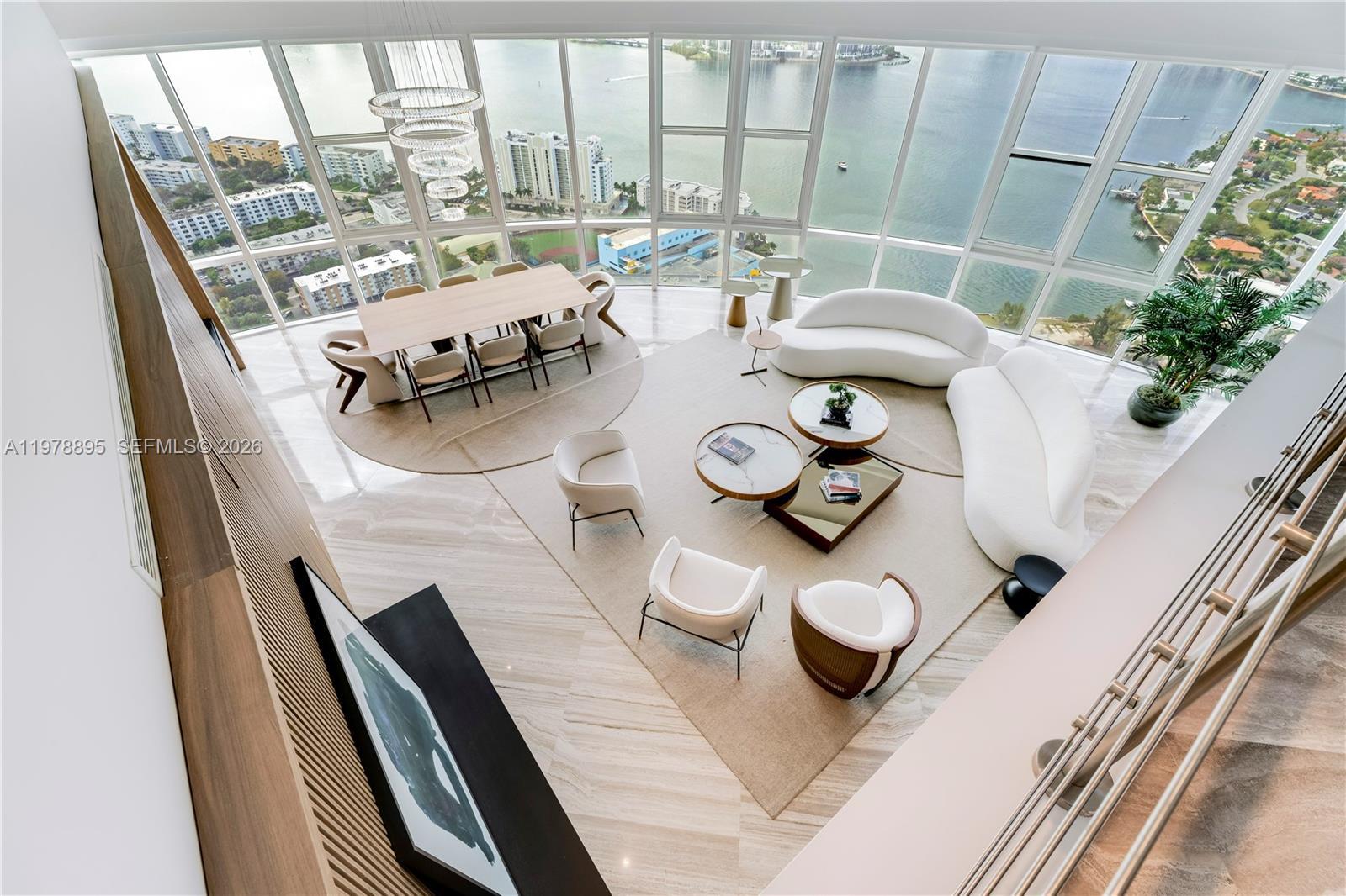 18201 E Collins Ave, Sunny Isles Beach FL 33160 photo 3