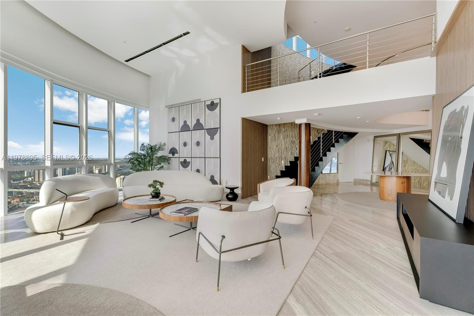 18201 E Collins Ave, Sunny Isles Beach FL 33160 photo 4