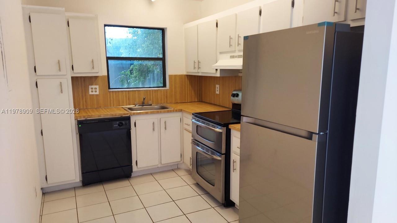 2240 Van Buren St # B1, Hollywood FL 33020 photo 3