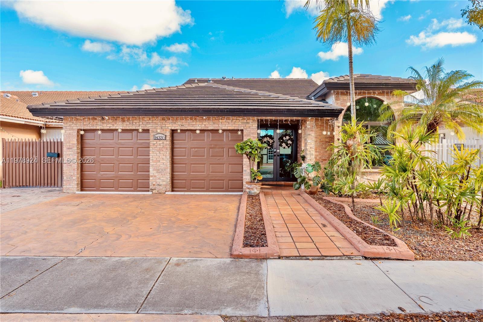 14330 SW 50th St, Miami FL 33175 photo 2
