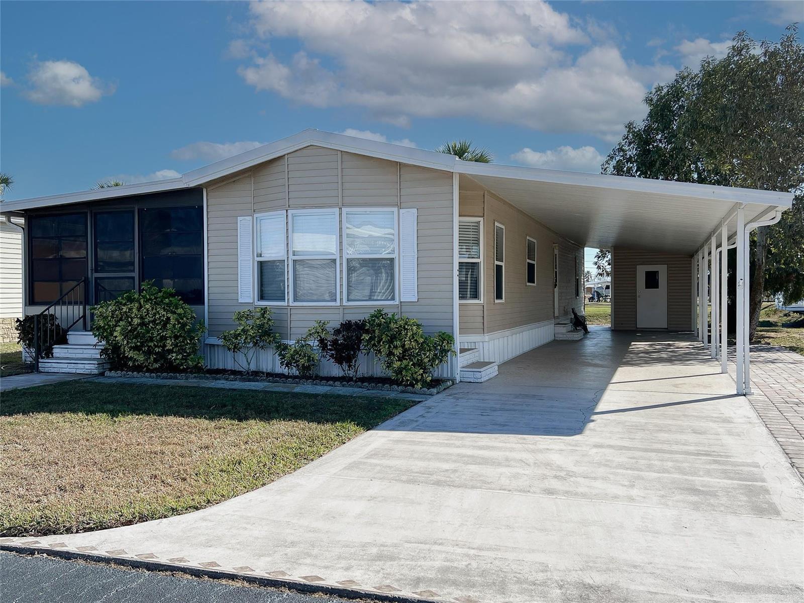 1601 Us Highway 441 # 3, Okeechobee FL 34974 photo 2