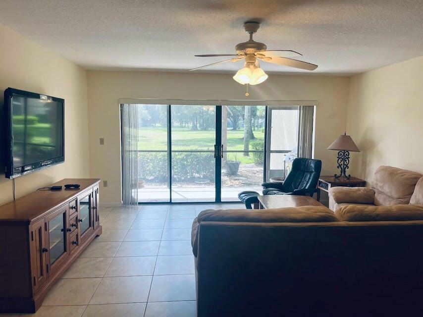 9440 Meadowood Drive # 102, Fort Pierce FL 34951 photo 5