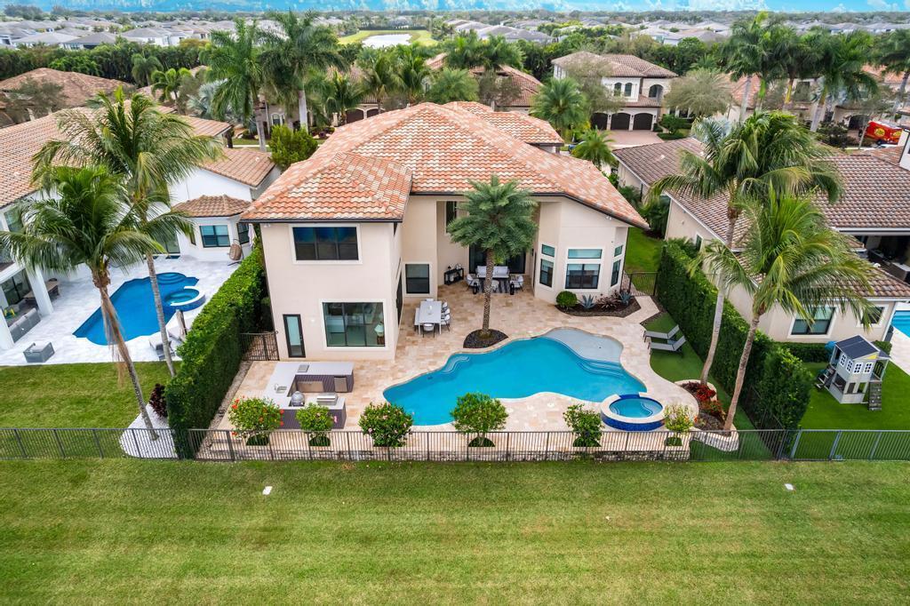16881 Charles River Drive, Delray Beach FL 33446 photo 4