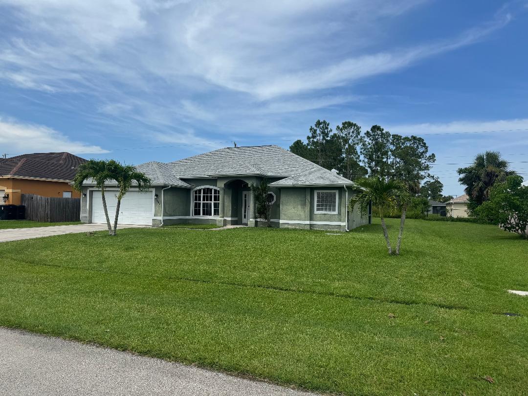 2461 SW Webster Lane, Port St. Lucie FL 34953