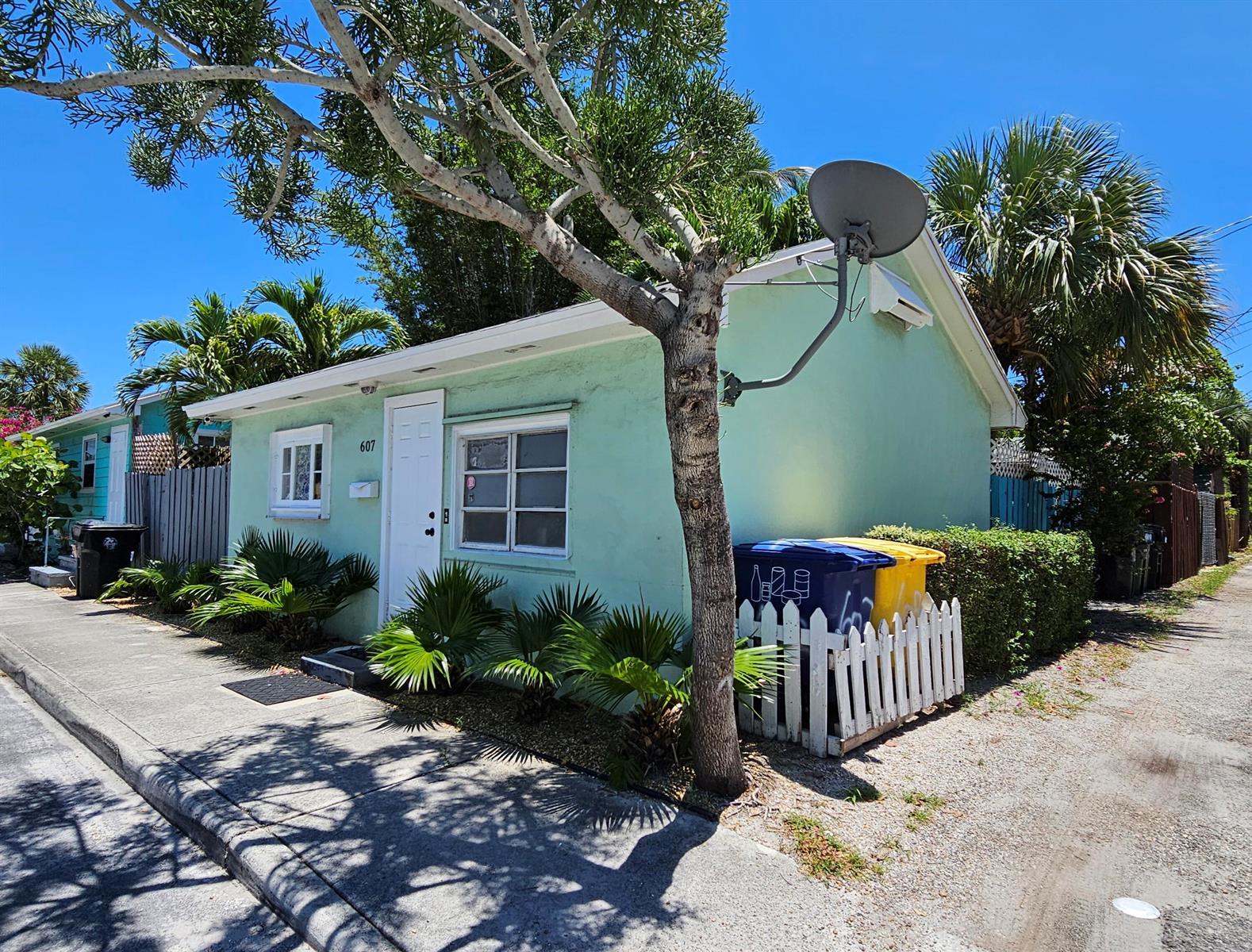 401 S L Street, FL 33460 photo 5