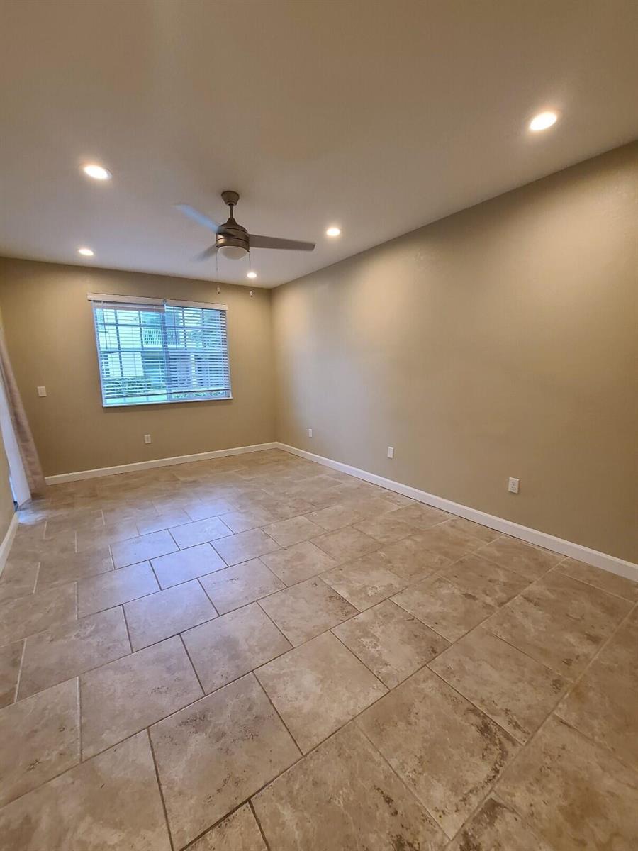 1952 Flamingo Place, Riviera Beach FL 33404 photo 3