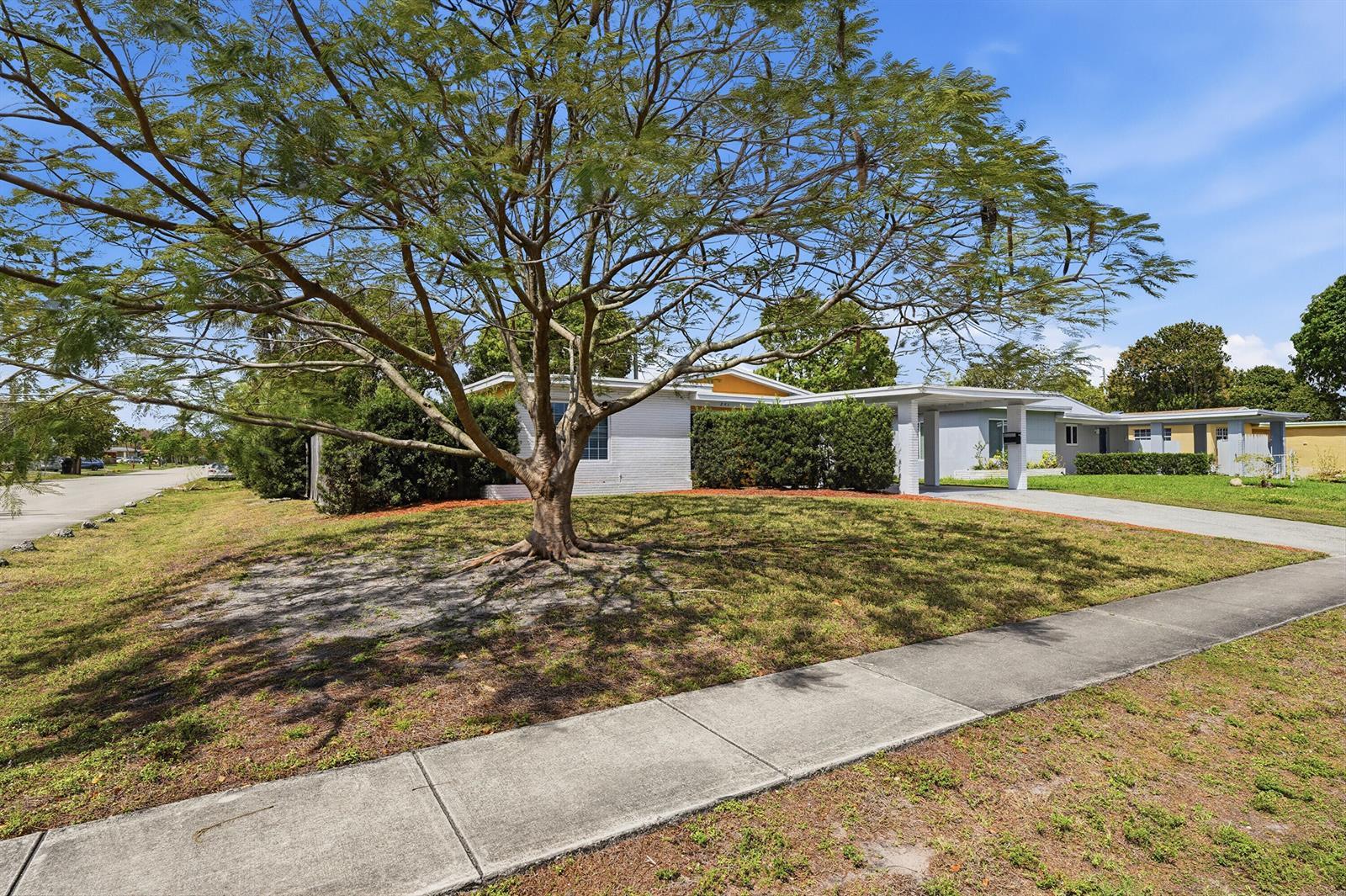 241 SW 29th Avenue, Fort Lauderdale FL 33312 photo 2