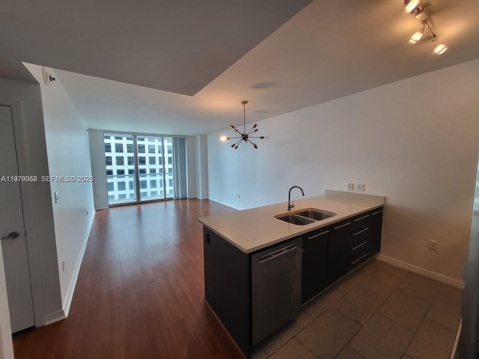 500 Brickell Ave # 2906, Miami FL 33131 photo 2